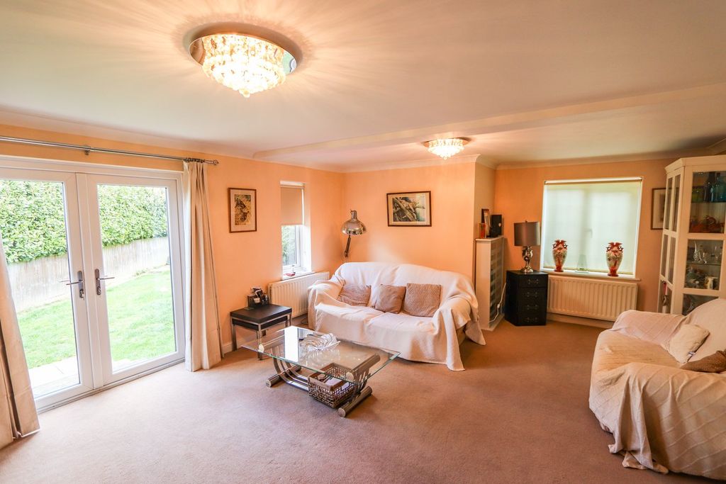 Additional image 7 of 3 bed detached house for saleStarrs Mead, Battle TN33