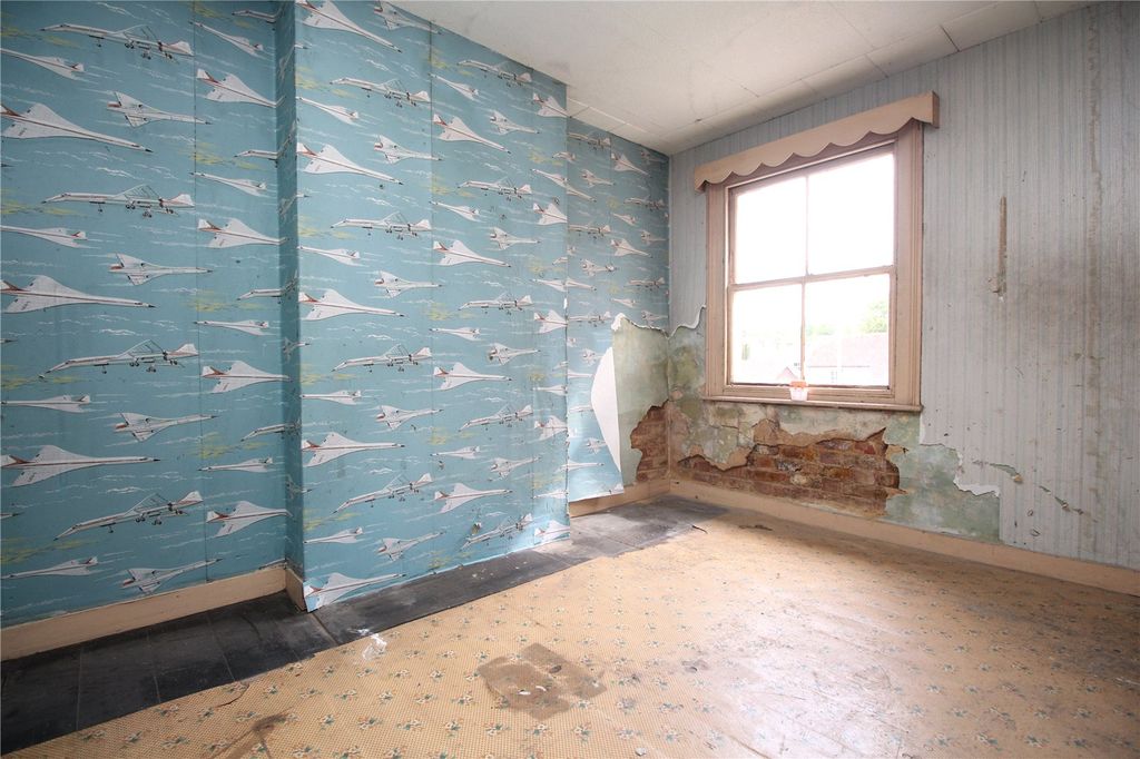 Additional image 8 of 3 bed terraced house for saleAckender Road, Alton, Hampshire GU34