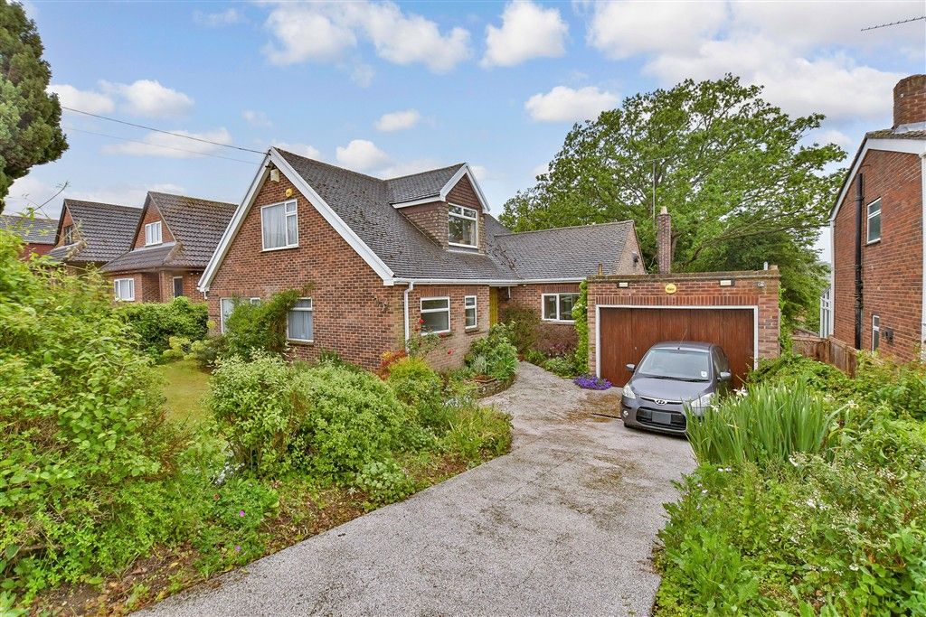 6 bed chalet for saleLords Wood Lane, Lords Wood, Chatham, Kent ME5