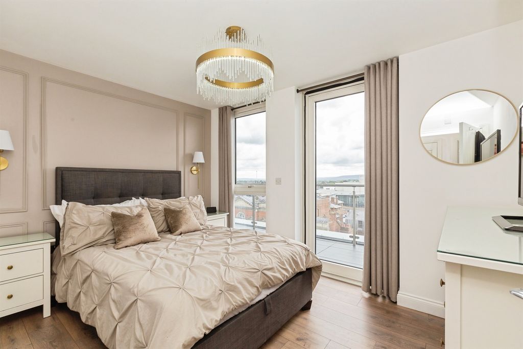 Additional image 9 of 2 bed penthouse for saleGreat Western Street, Aylesbury HP20