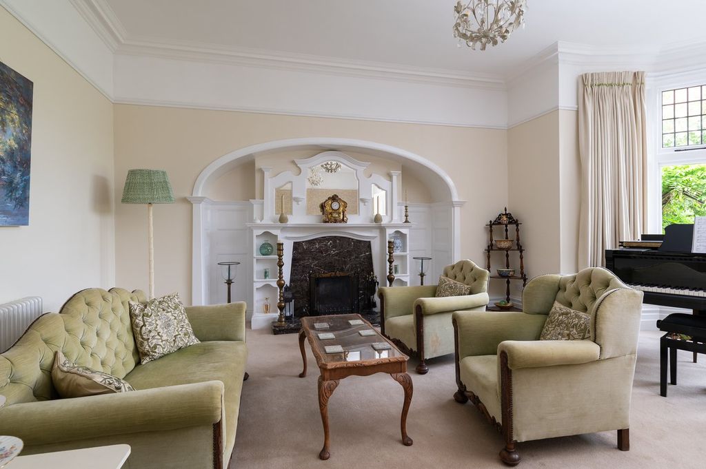 Additional image 6 of 7 bed detached house for saleKimbolton Road, Bedford MK40