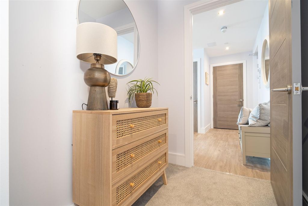 Additional image 9 of 2 bed flat for saleBreakwater Way, Sandown PO36