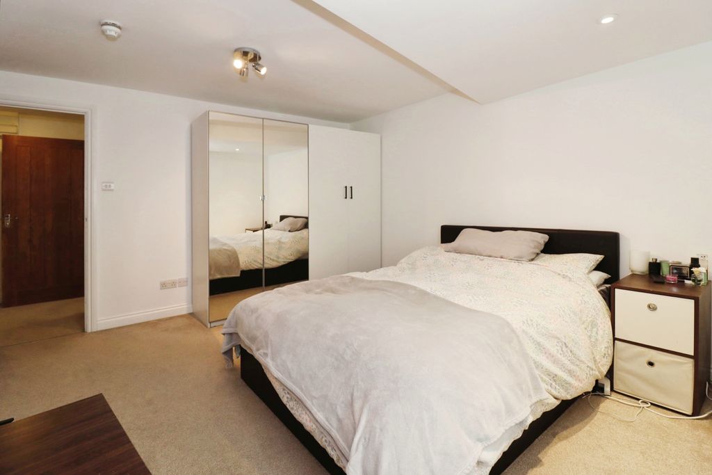 Additional image 11 of 2 bed flat for saleLong Street, Dursley, Gloucestershire GL11