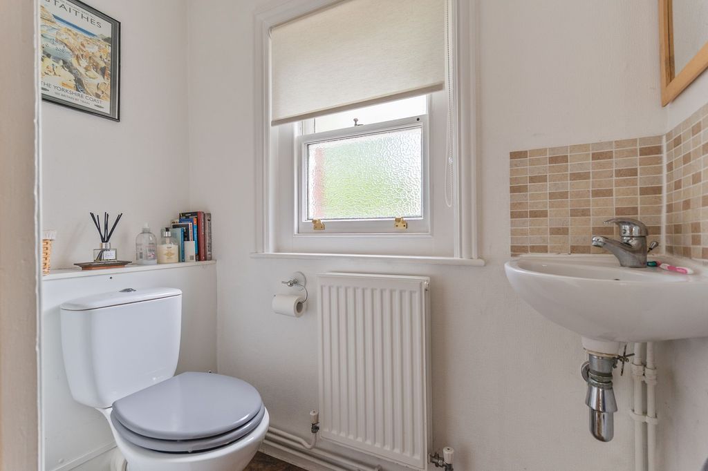 Additional image 18 of 4 bed semi-detached house for saleFields Road, Newport NP20