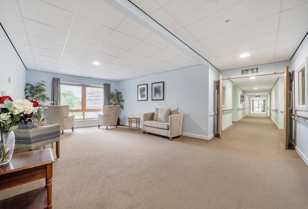 Additional image 14 of 2 bed flat for saleFernleigh, Buttercross Lane, Witney, Oxfordshire OX28