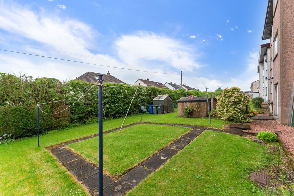 Additional image 15 of 2 bed flat for saleMackenzie Drive, Kilbarchan PA10