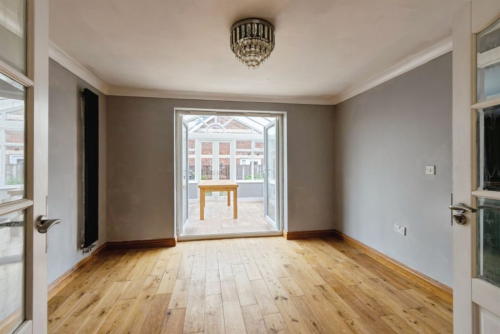 Additional image 4 of 6 bed detached house for saleElmwood Way, Barnsley S75