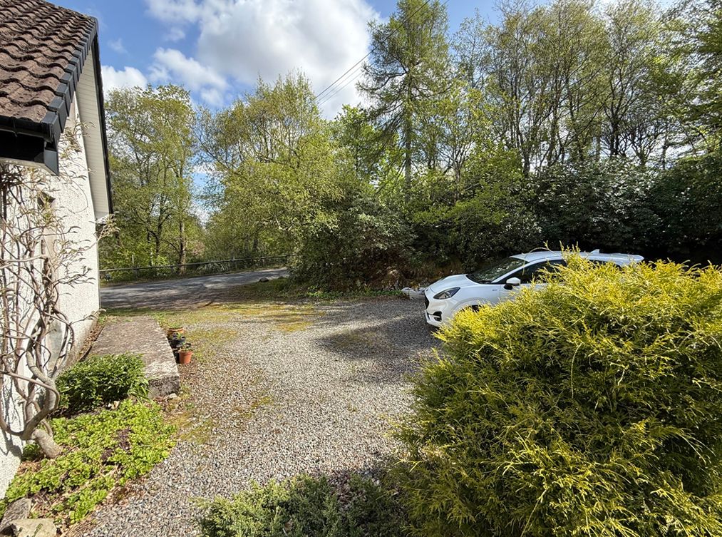 3 bed cottage for saleAcharacle PH36 photo 5