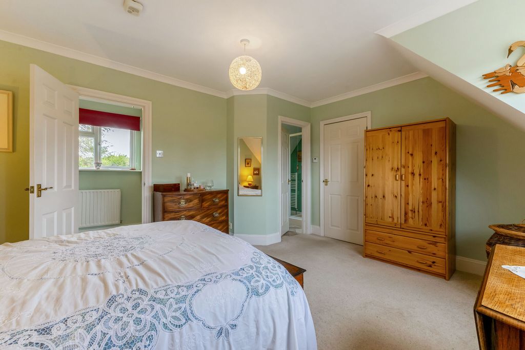 Additional image 12 of 3 bed detached house for saleGreenfields Avenue, Alton GU34