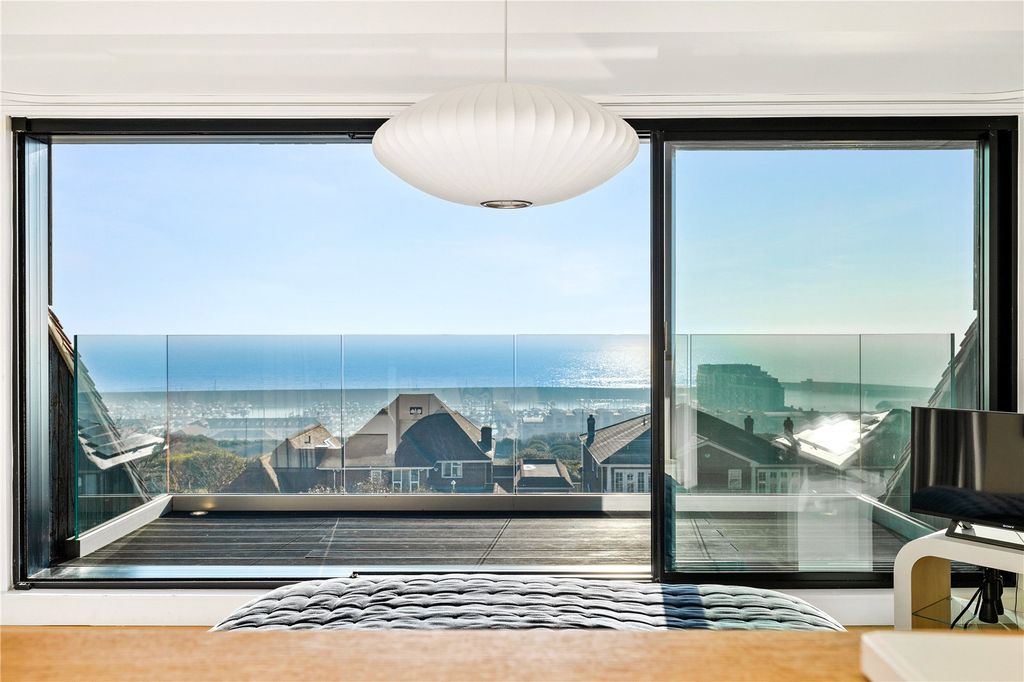 6 bed detached house for saleRoedean Road, Brighton, East Sussex BN2