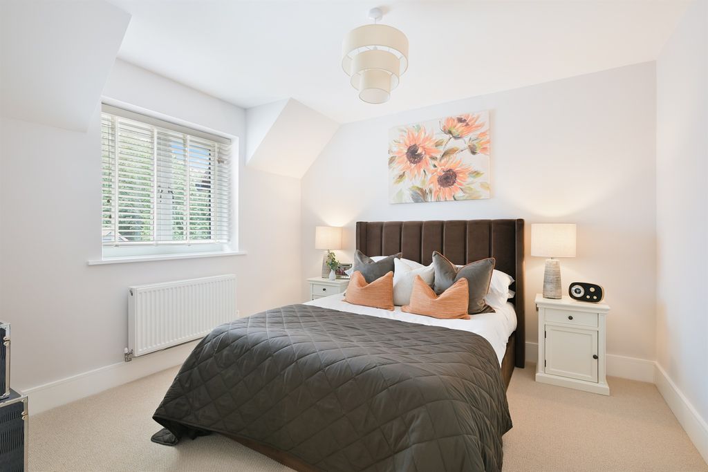 Additional image 17 of 4 bed detached house for saleHuntersfield Farm, Fairlawn Road, Banstead SM7