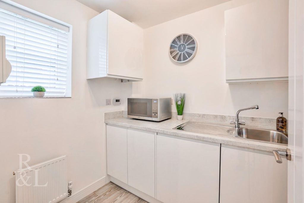 Additional image 6 of 5 bed detached house for saleDickinson Close, Ashby-De-La-Zouch LE65
