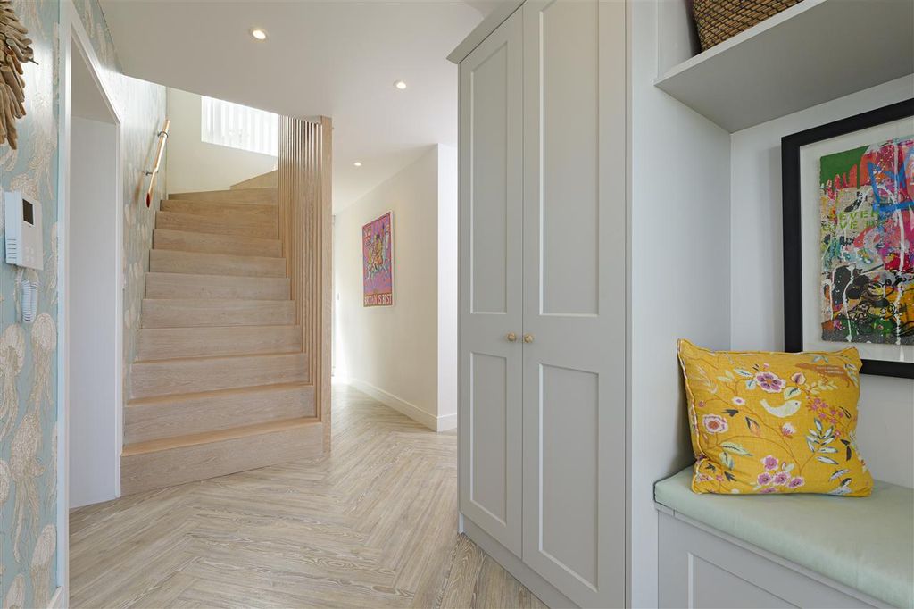 Additional image 5 of 3 bed detached house for saleBarracuda, Marine Drive, Broadstairs CT10