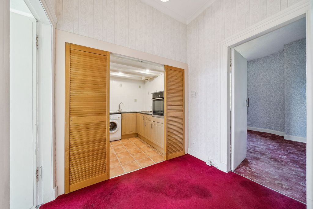 Additional image 7 of 2 bed flat for sale1/2, 46 West Princes Street, Helensburgh G84