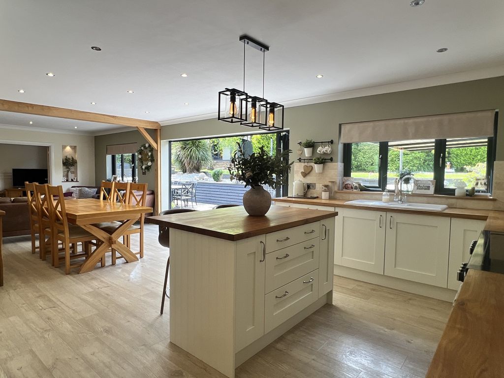 Additional image 2 of 4 bed detached house for saleHafod Road, Tycroes, Ammanford, Carmarthenshire. SA18