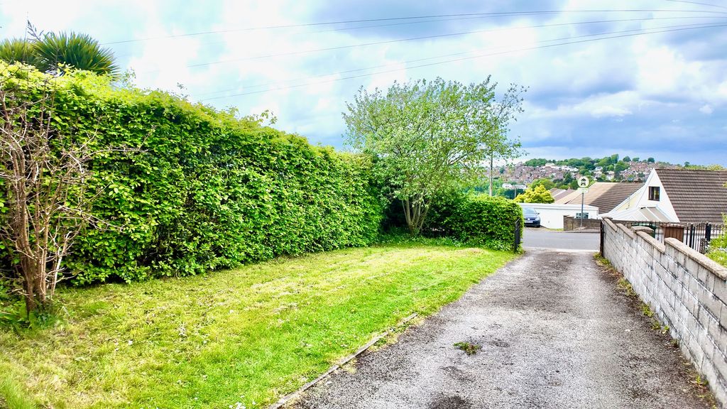 Additional image 7 of 3 bed semi-detached house for saleSt. Davids Road, Maesycwmmer CF82