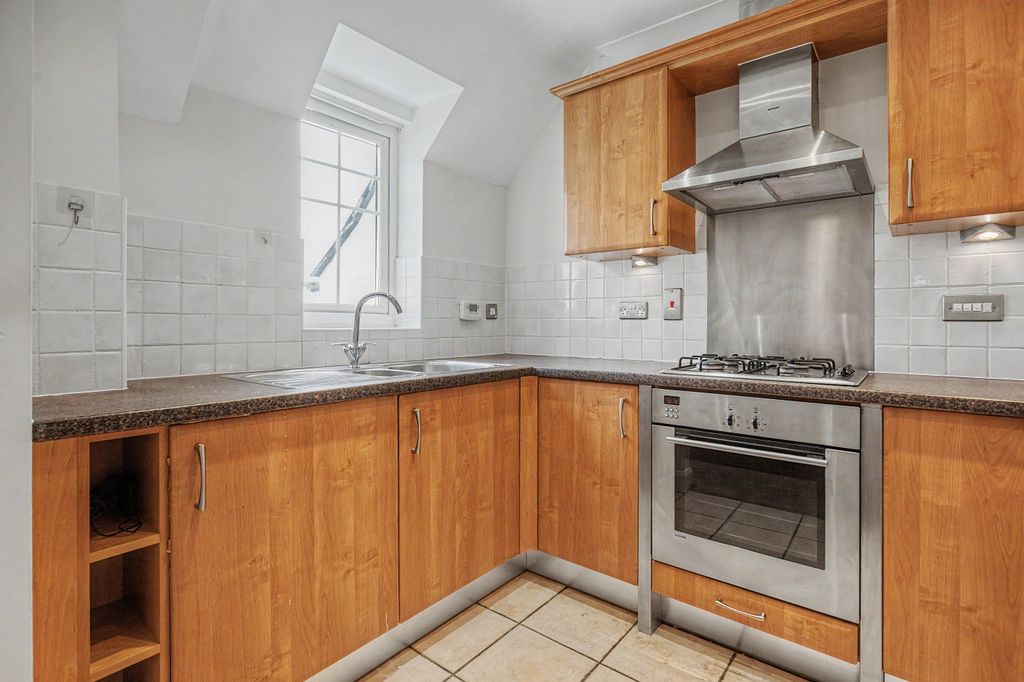 Additional image 3 of 2 bed flat for saleRiver View Terrace, Abingdon OX14