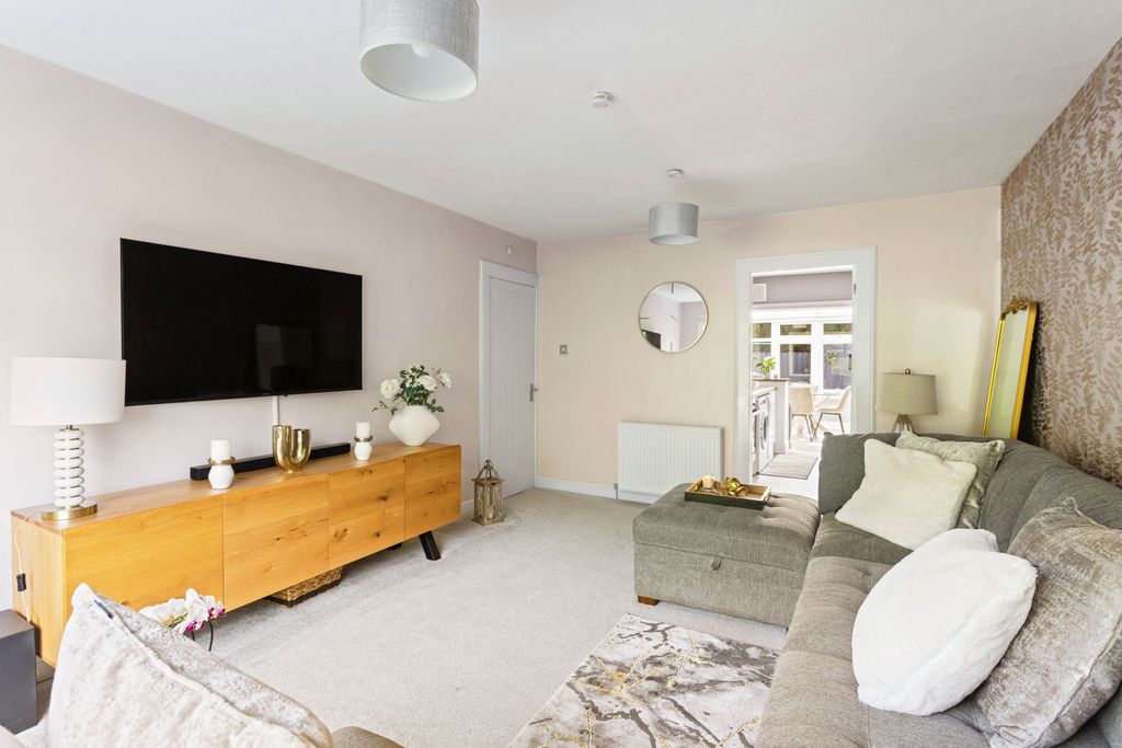 Additional image 3 of 2 bed flat for sale80 Mansfield Road, Balerno EH14