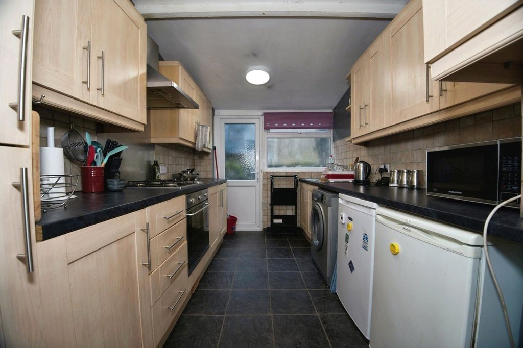 Additional image 6 of 2 bed detached house for saleHoward Street, Cardiff CF24