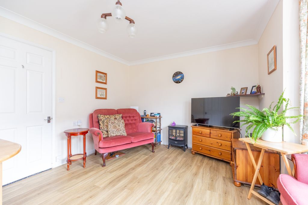 Additional image 9 of 2 bed flat for saleKing Edmund Court, Gillingham SP8