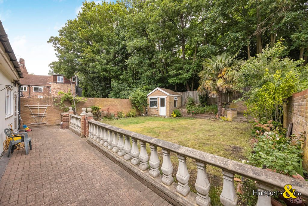 Additional image 18 of 5 bed detached bungalow for saleBaldwyns Park, Bexley DA5