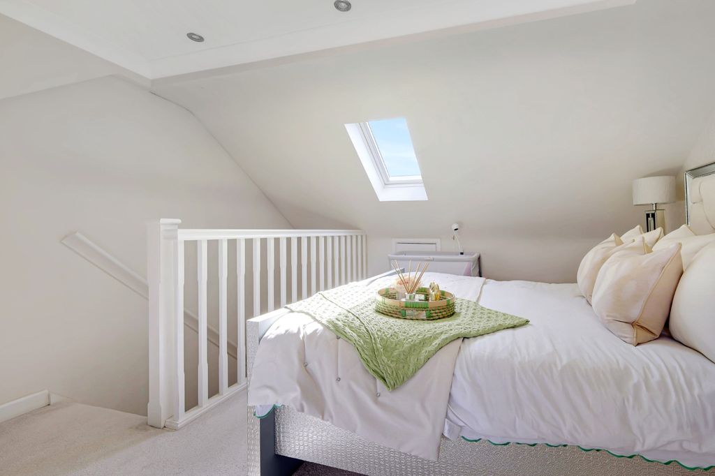 Additional image 10 of 3 bed end terrace house for saleArmath Place, Langdon Hills, Essex SS16
