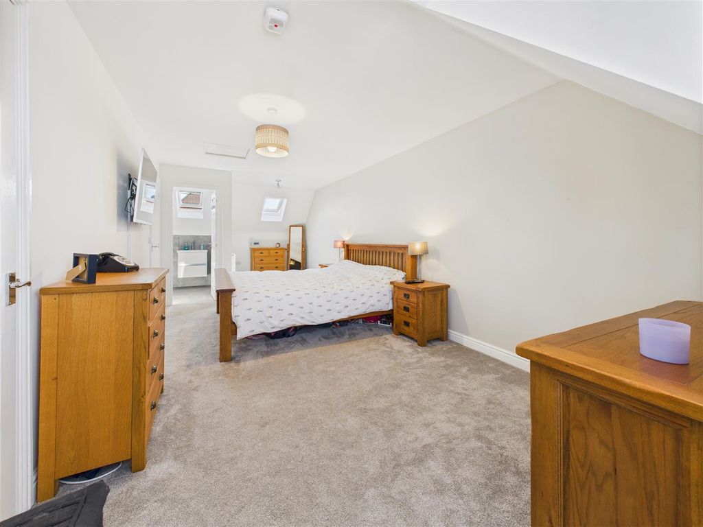 Additional image 10 of 4 bed semi-detached house for saleSandringham Road, Brough HU15
