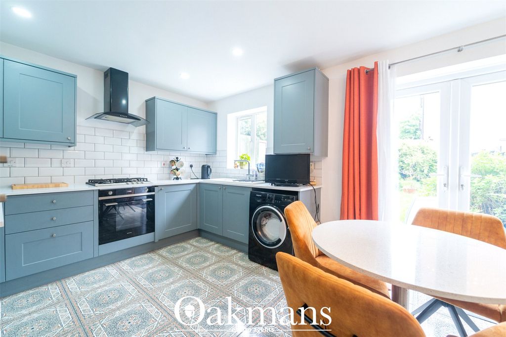 Additional image 4 of 4 bed terraced house for saleMarlgrove Court, Marlbrook, Bromsgrove, Worcestershire B61