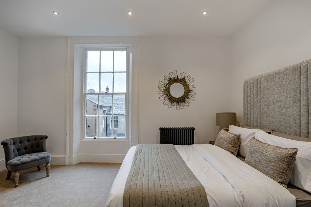 Additional image 7 of 2 bed flat for saleApartment 3, 16 Victoria Place, Carlisle CA1