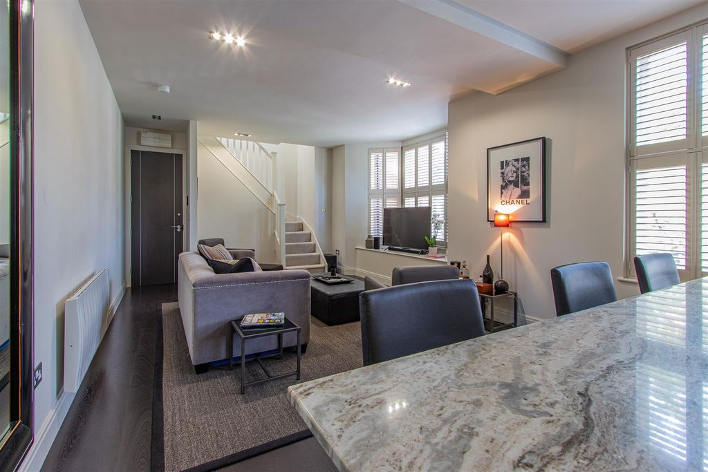 Additional image 6 of 2 bed flat for saleWaterloo Gardens, Penylan CF23