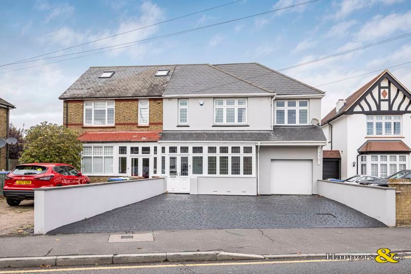 6 bed property for saleMayplace Road East, Bexleyheath DA7