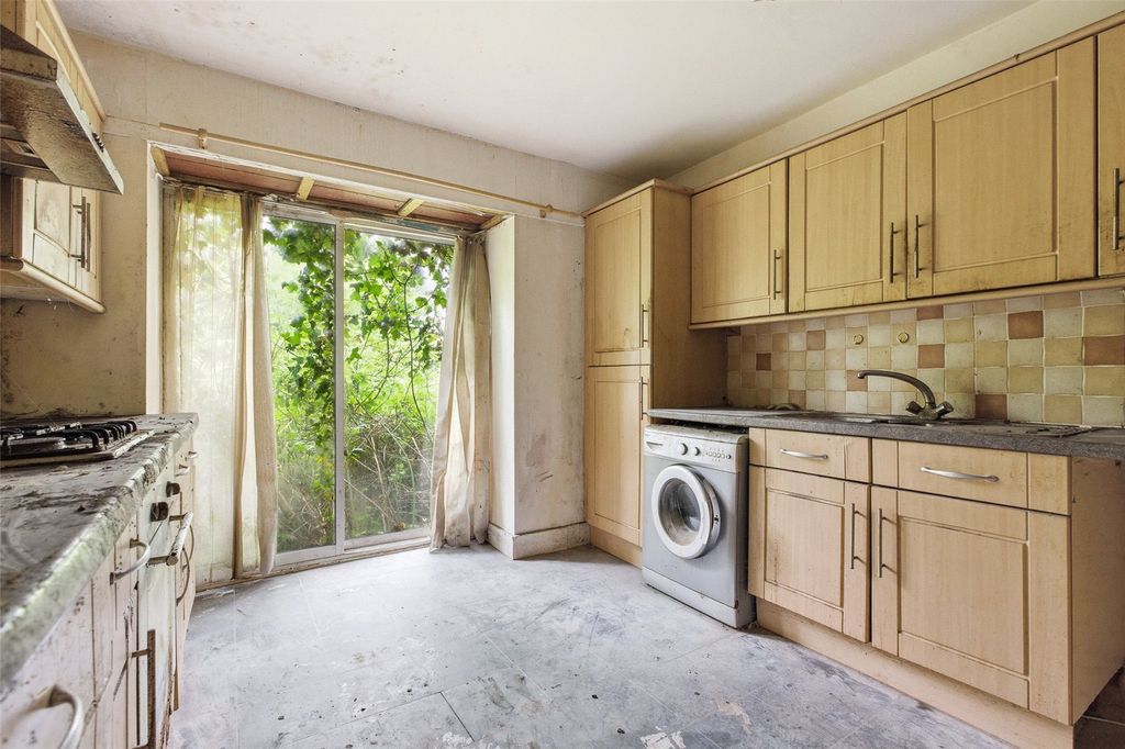 Additional image 4 of 2 bed flat for saleBuchanan Street, Balfron, Glasgow G63