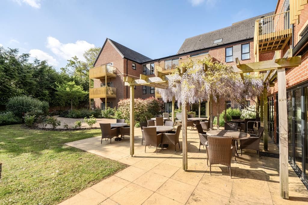Additional image 20 of 2 bed flat for saleBanbury, Oxfordshire OX16
