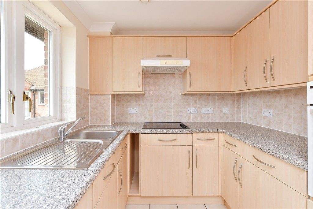 Additional image 12 of 1 bed flat for saleQueen Street, Arundel, West Sussex BN18