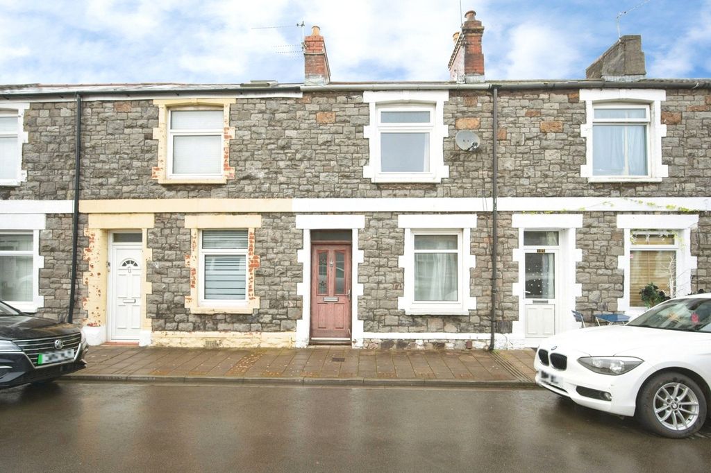 2 bed detached house for saleHoward Street, Cardiff CF24