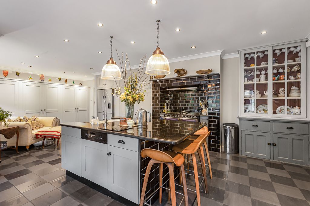 Additional image 5 of 5 bed detached house for saleCross Oak Road, Berkhamsted, Hertfordshire HP4