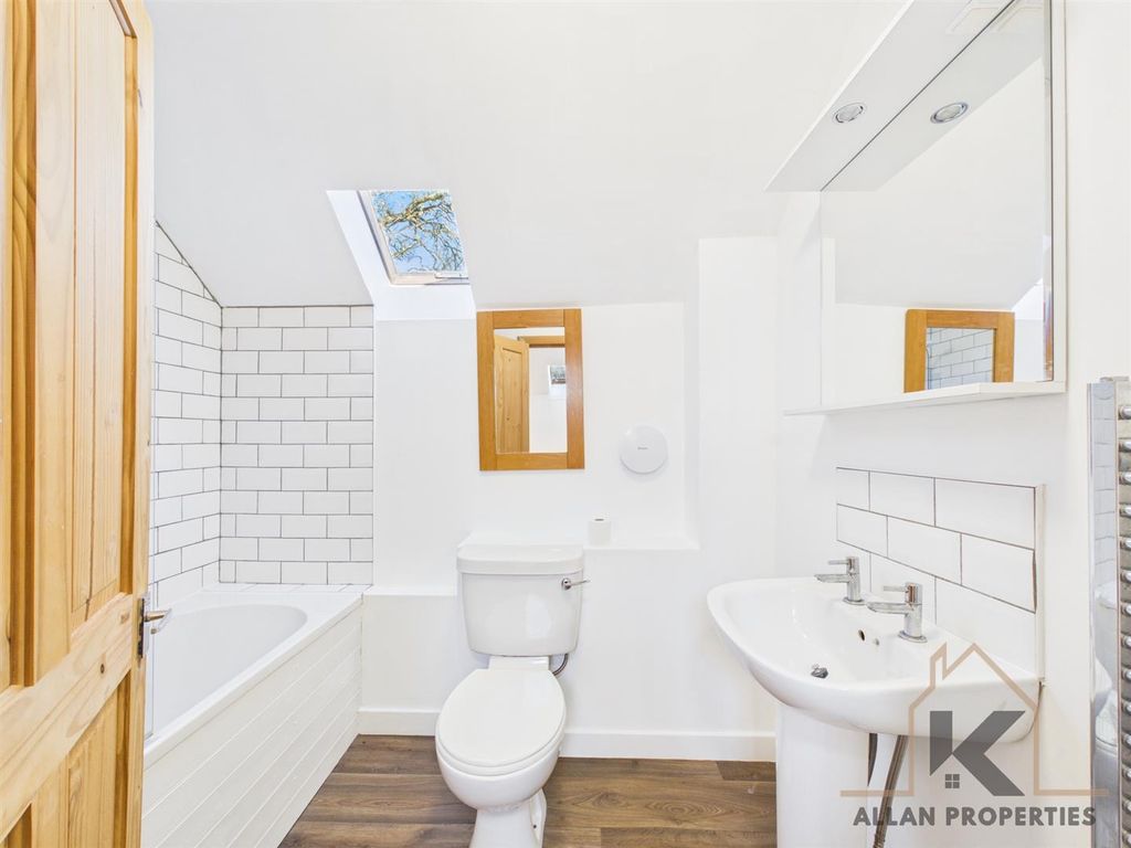 Additional image 20 of 4 bed detached house for saleLybster House, Lybster Caithness KW3