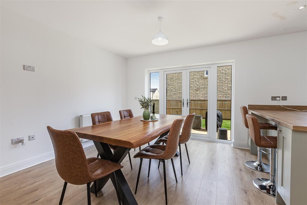 Additional image 5 of 5 bed detached house for saleMerlin Drive, Barnard Castle DL12