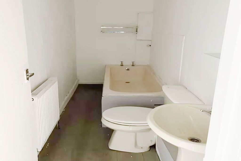 Additional image 4 of 1 bed flat for sale12, Park Road, Flat C, Ardrossan KA228Jr KA22