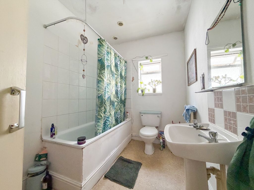 Additional image 12 of 4 bed block of flats for saleConnaught Road, Roath CF24