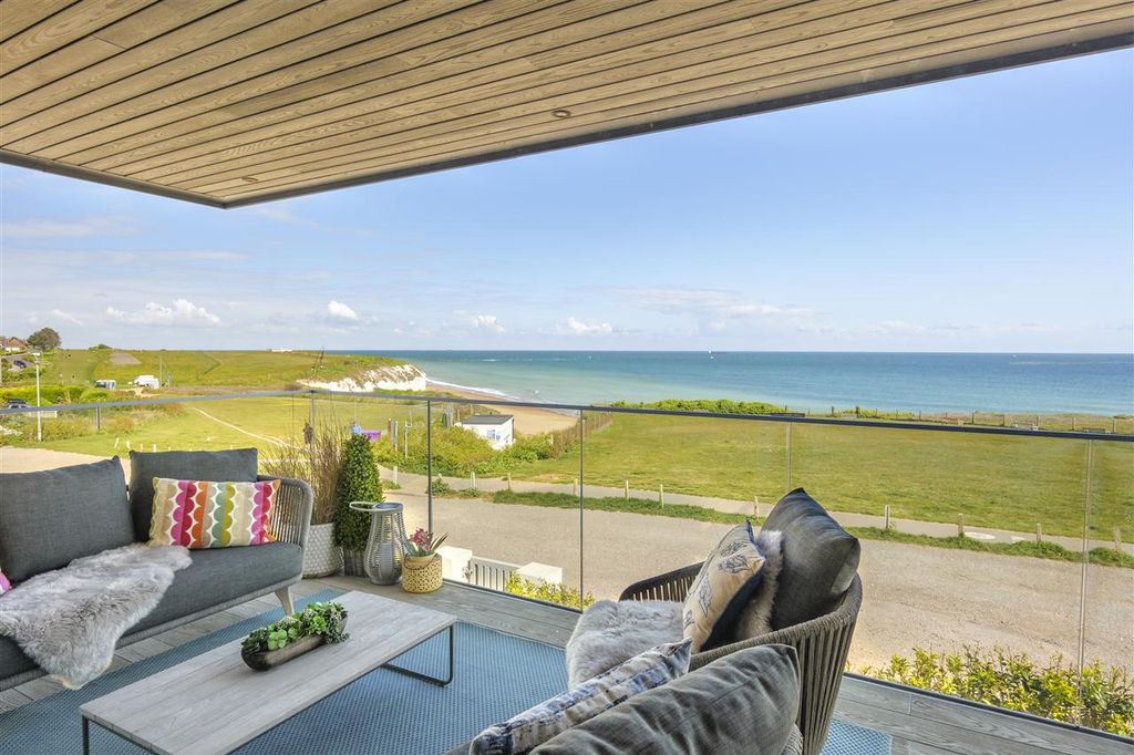 Additional image 2 of 3 bed detached house for saleBarracuda, Marine Drive, Broadstairs CT10