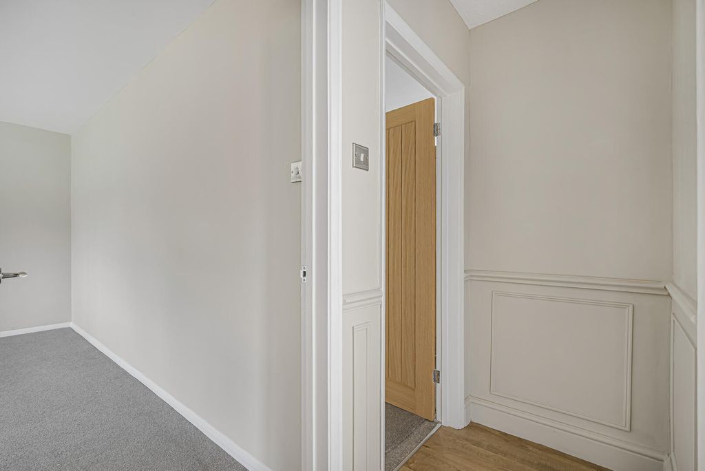 Additional image 11 of 2 bed maisonette for saleMurchison Avenue, Bexley DA5
