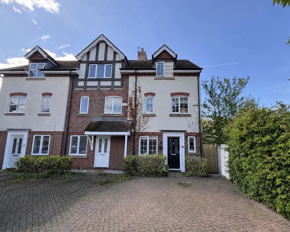 3 bed town house for saleArderne Place, Alderley Edge SK9