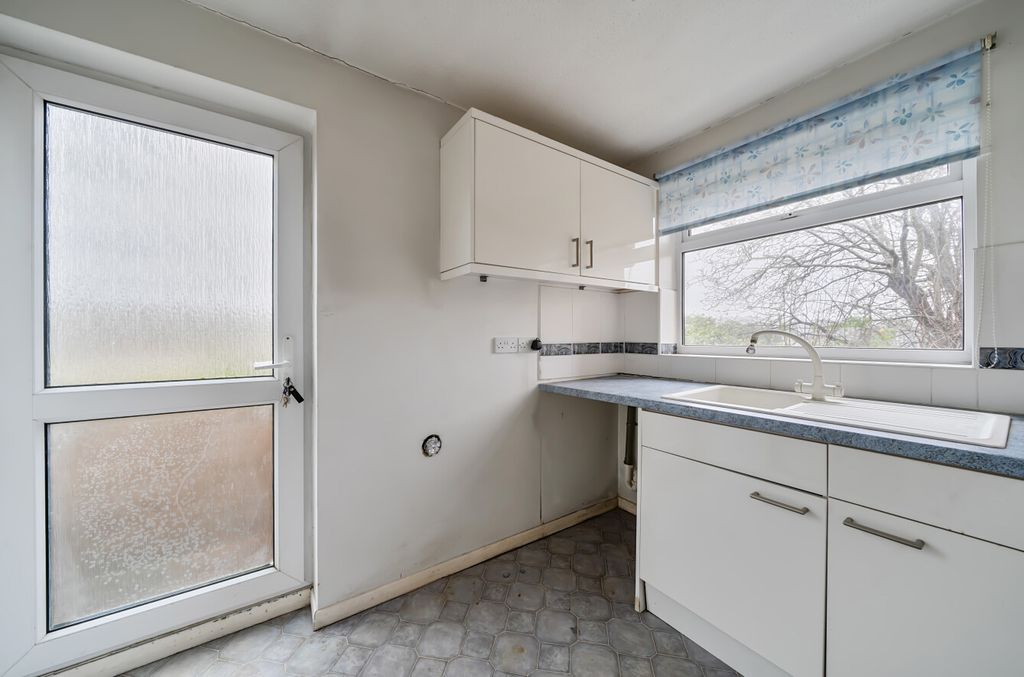 Additional image 12 of 4 bed detached house for saleBalmoral Close, Alton, Hampshire GU34