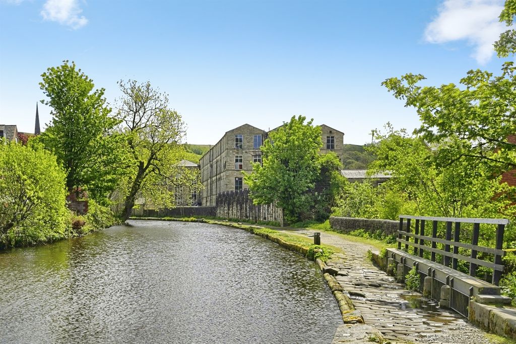 Additional image 16 of 2 bed flat for saleHollins Road, Todmorden OL14