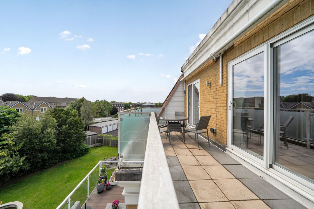 Additional image 29 of 3 bed flat for saleKemerton Road, Beckenham BR3