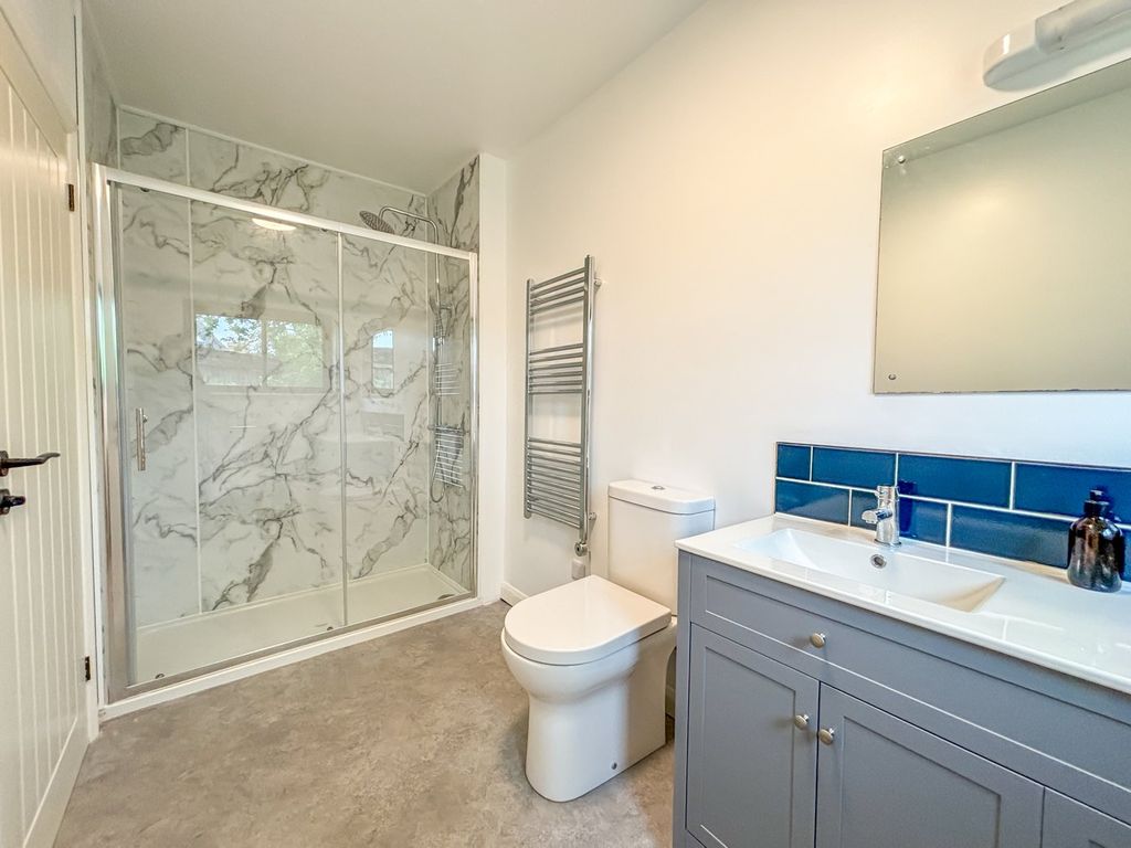 Additional image 11 of 4 bed detached bungalow for saleCaldbec Hill, Battle TN33