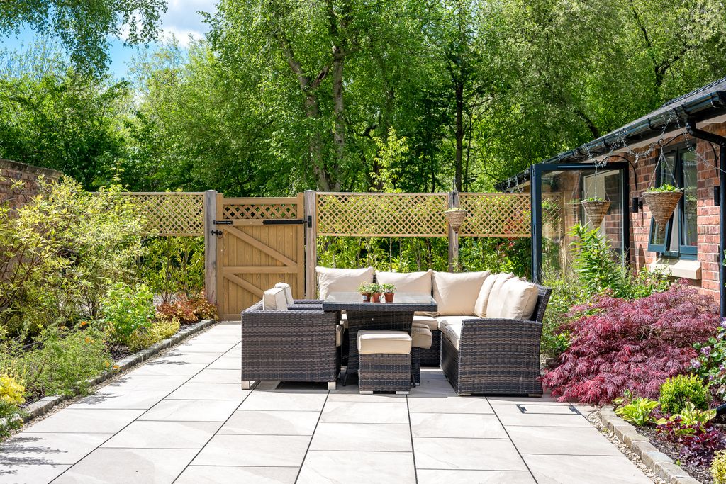 Additional image 52 of 5 bed bungalow for saleKnutsford Road, Alderley Edge, Cheshire SK9