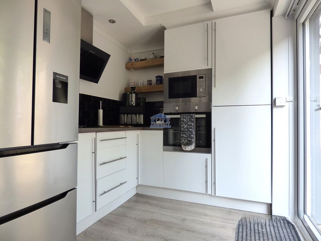 Additional image 2 of 3 bed flat for saleVale View Terrace, Nantymoel, Bridgend. CF32