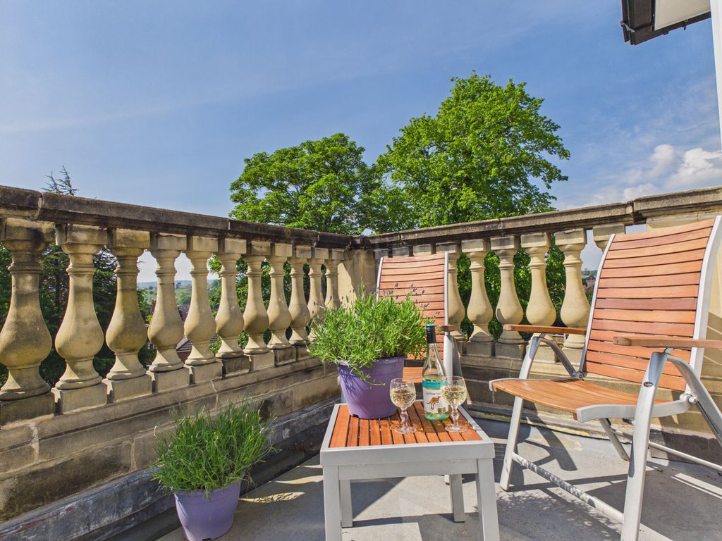2 bed flat for saleWarstone House, Bewdley DY12 photo 5